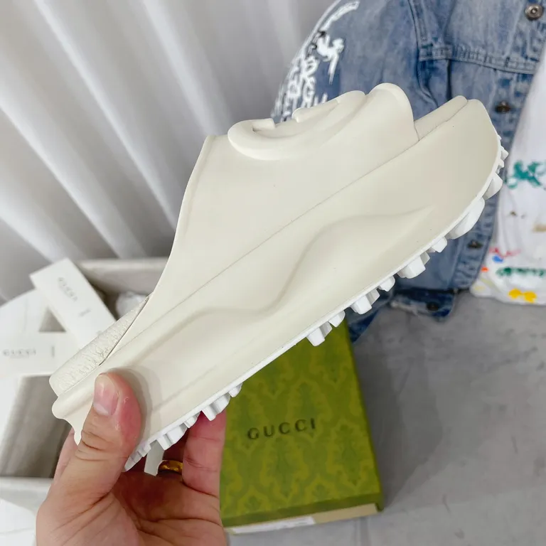 Gucci Shoe 